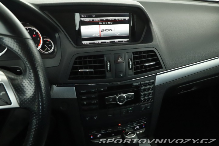 Mercedes-Benz E Elegance E 350 CDI 2012