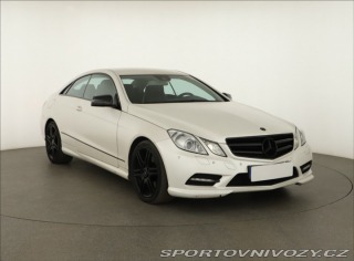 Mercedes-Benz E Elegance E 350 CDI 2012