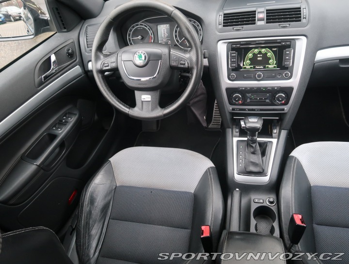 Škoda Octavia RS RS RS 2.0 TDI 2011