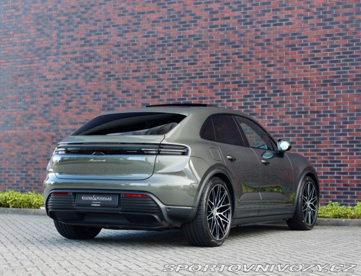 Porsche Macan Electric 4 *Pasažier.Dis 2024