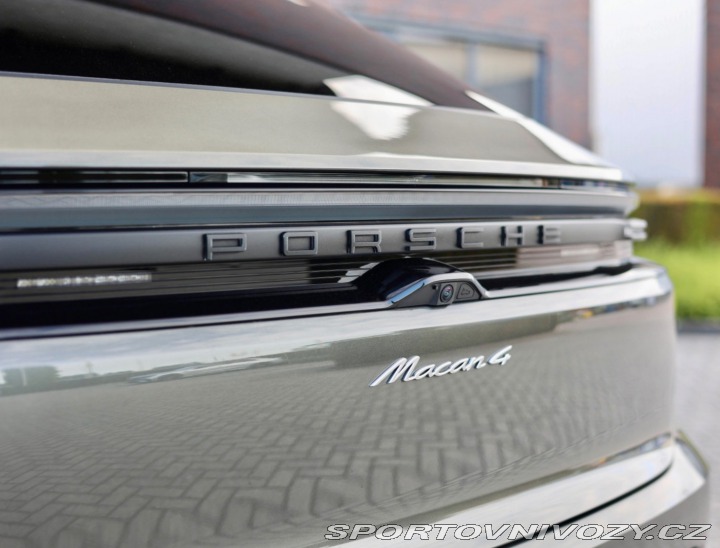 Porsche Macan Electric 4 *Pasažier.Dis 2024