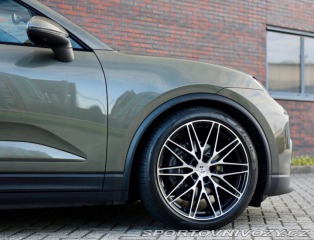 Porsche Macan Electric 4 *Pasažier.Dis 2024
