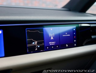 Porsche Macan Electric 4 *Pasažier.Dis 2024