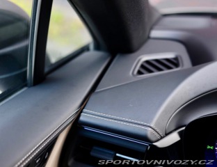 Porsche Macan Electric 4 *Pasažier.Dis 2024