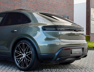 Porsche Macan Electric 4 *Pasažier.Dis 2024