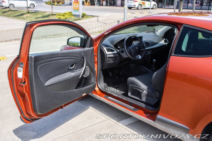 Renault Mégane Coupe 1.6 16V 81 kW 2010