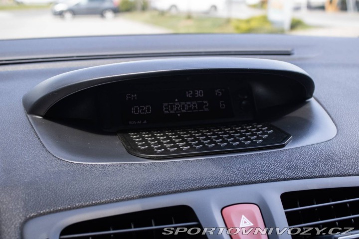 Renault Mégane Coupe 1.6 16V 81 kW 2010