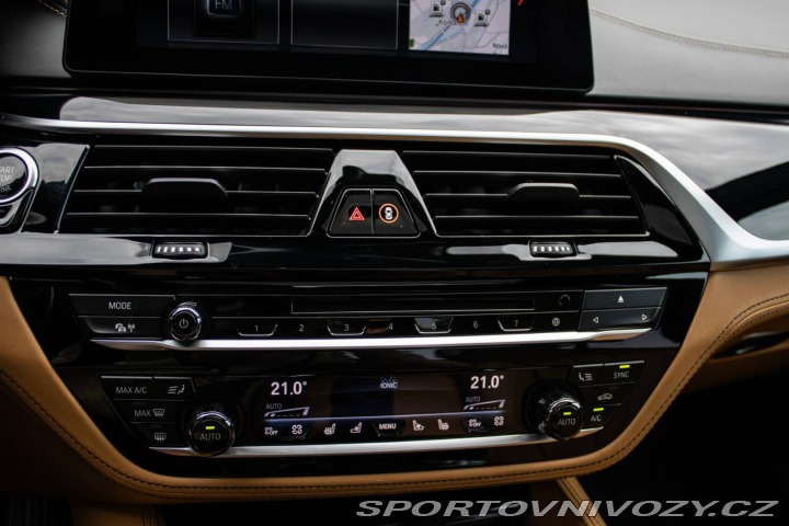 BMW 5 540i xDrive A/T 2017