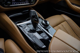 BMW 5 540i xDrive A/T 2017