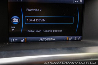 Volvo V60 D5 Momentum 2011