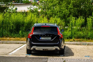 Volvo V60 D5 Momentum 2011