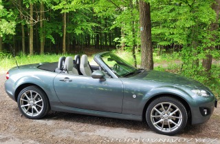 Mazda MX-5 Roadster