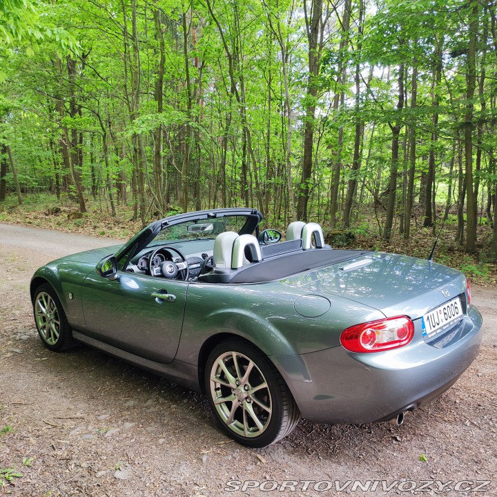 Mazda MX-5 KAMINARI 2011