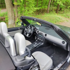 Mazda MX-5 KAMINARI 2011