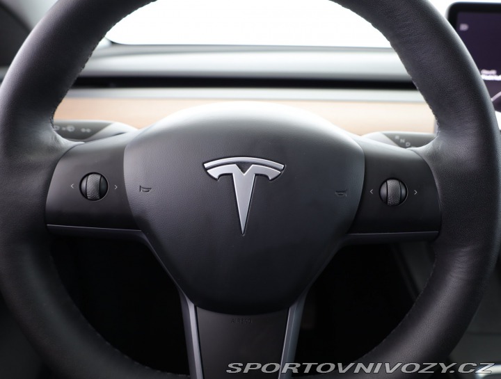 Tesla Model Y Long Range AWD 79kWh 2022