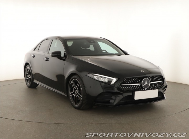 Mercedes-Benz A AMG Line A 200 2021