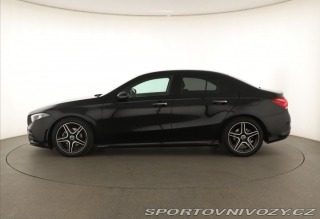 Mercedes-Benz A AMG Line A 200 2021