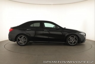 Mercedes-Benz A AMG Line A 200 2021