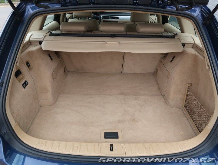 BMW 3 325 i 2006
