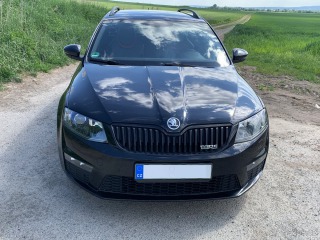 Škoda  Octavia 2,0   135kw DSG, ? Velmi