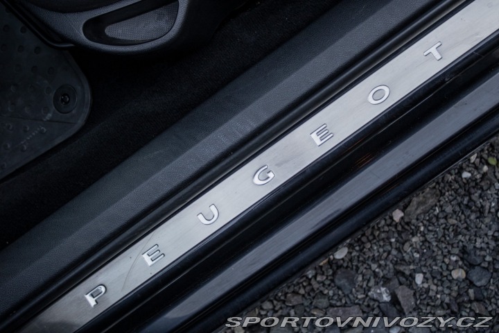 Peugeot 308 CC 1.6e THP 150k Sport 2010