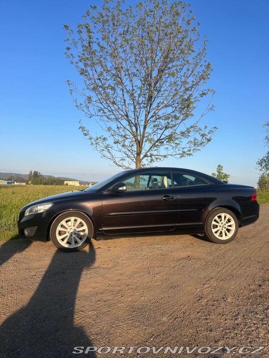 Volvo C70 2011