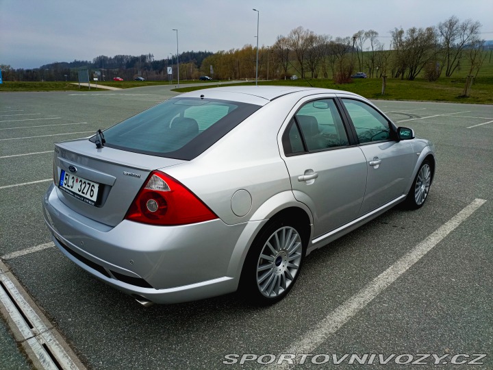 Ford Mondeo ST ST220 2004