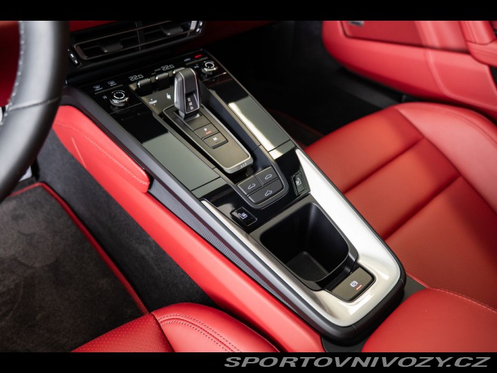 Porsche 911 (992) Carrera 4 GTS 2023
