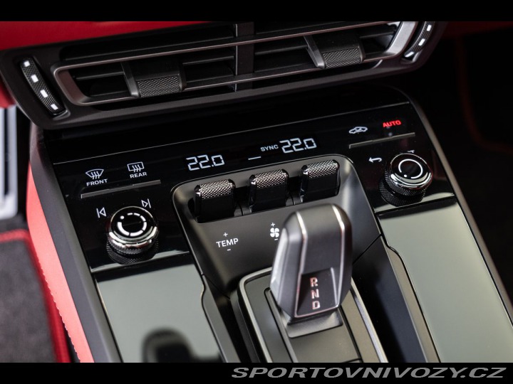 Porsche 911 (992) Carrera 4 GTS 2023