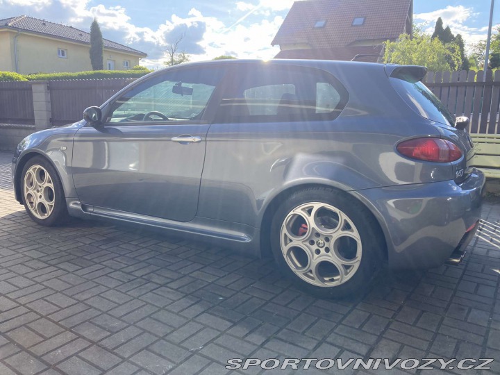 Alfa Romeo 147 GTA 2003