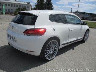 Volkswagen Scirocco 1,4 TSi 118kw motor po GO 2009