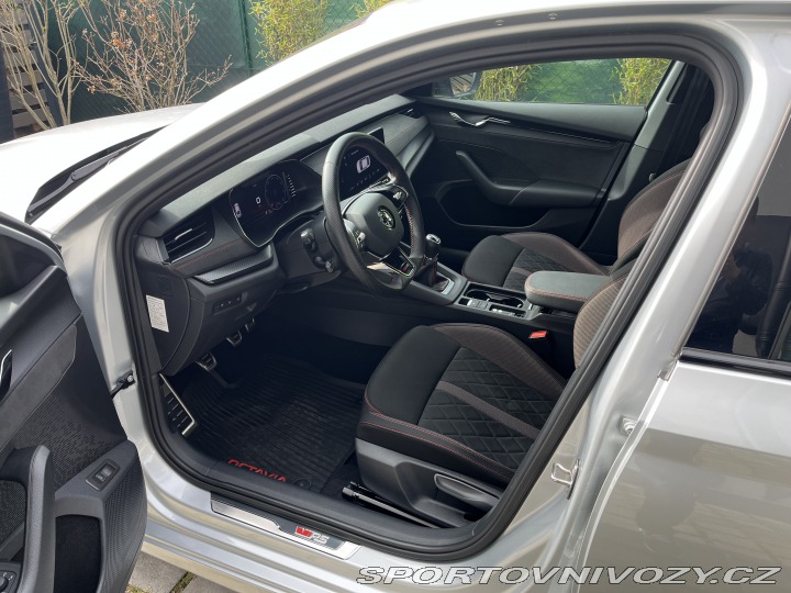 Škoda Octavia RS 2.0 TSI 2022