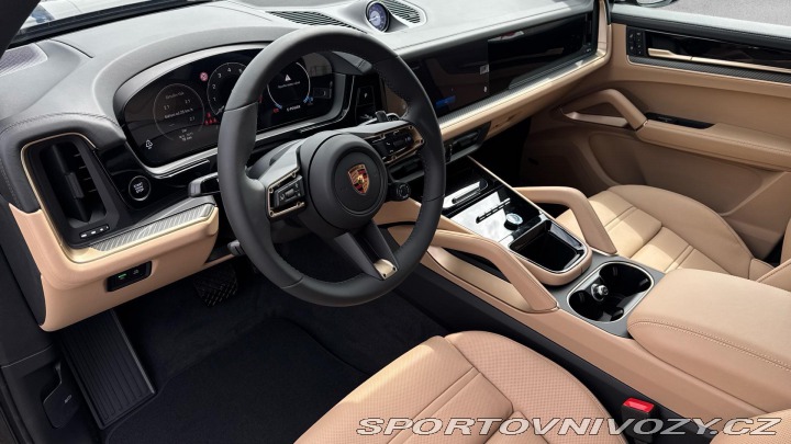 Porsche Cayenne E-Hybrid 2025