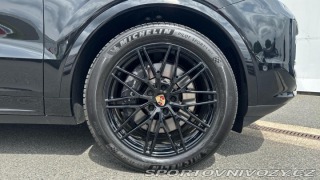 Porsche Cayenne E-Hybrid 2025