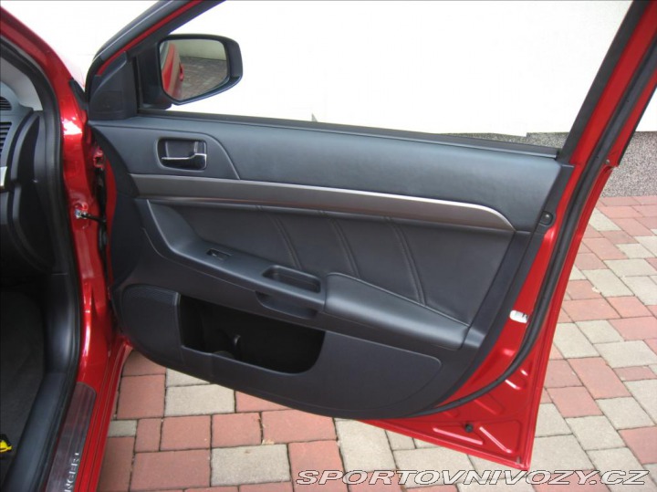 Mitsubishi Ostatní modely Lancer 1,6 117PS Invite Sport M 2014