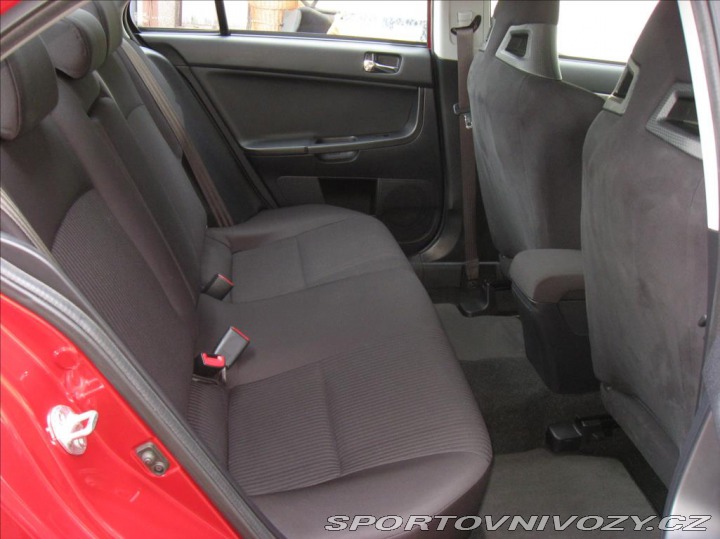 Mitsubishi Ostatní modely Lancer 1,6 117PS Invite Sport M 2014
