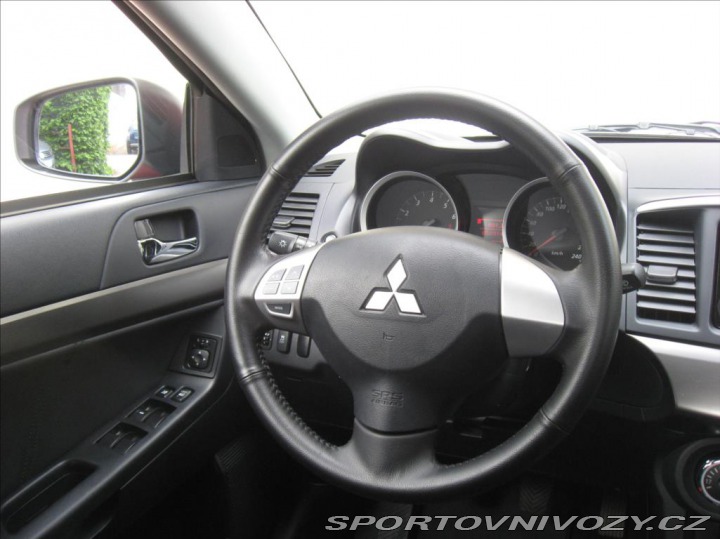 Mitsubishi Ostatní modely Lancer 1,6 117PS Invite Sport M 2014