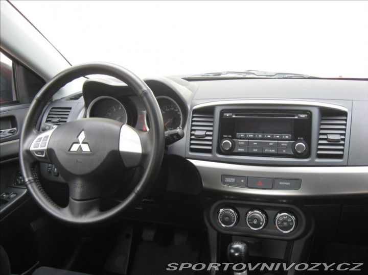 Mitsubishi Ostatní modely Lancer 1,6 117PS Invite Sport M 2014