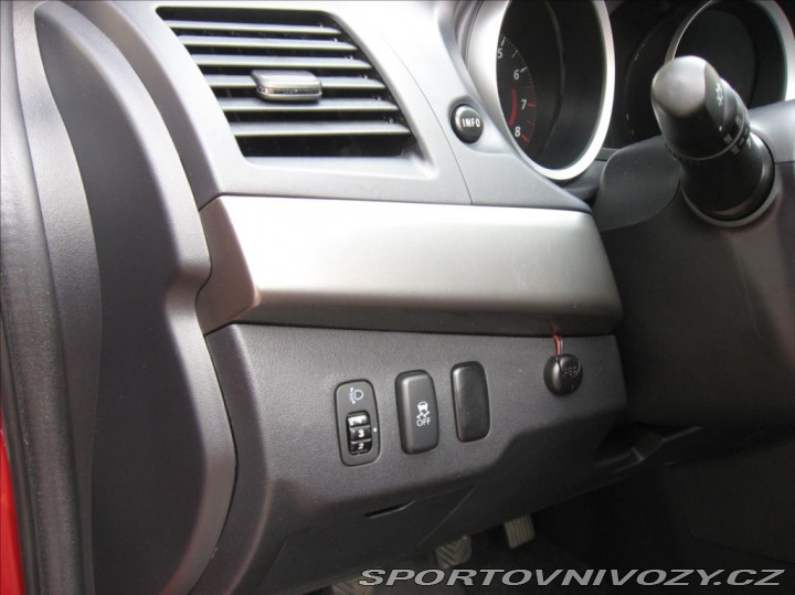 Mitsubishi Ostatní modely Lancer 1,6 117PS Invite Sport M 2014