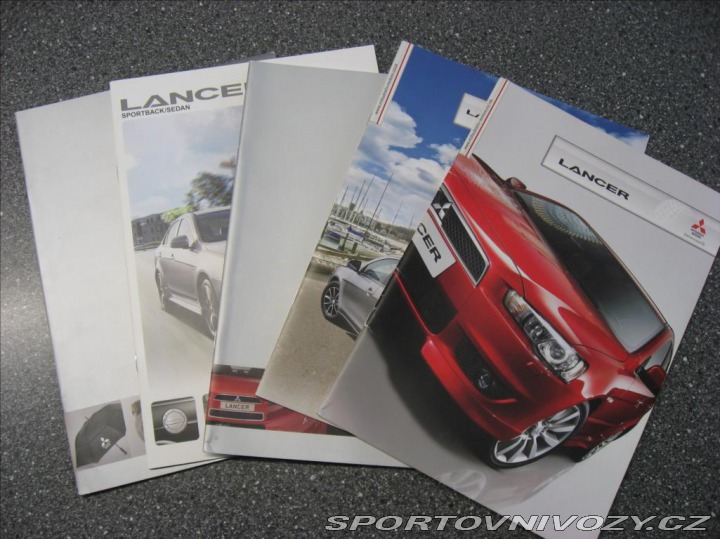 Mitsubishi Ostatní modely Lancer 1,6 117PS Invite Sport M 2014
