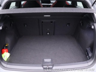Volkswagen Golf 2,0 GTI 180KW Serv.kniha 2021