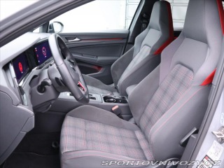 Volkswagen Golf 2,0 GTI 180KW Serv.kniha 2021