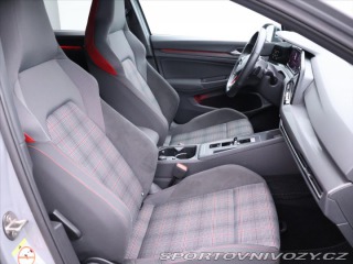Volkswagen Golf 2,0 GTI 180KW Serv.kniha 2021