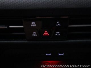 Volkswagen Golf 2,0 GTI 180KW Serv.kniha 2021