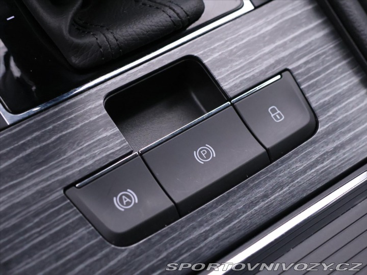 Škoda Superb 2,0 TSI 206kW 1Maj. CZ se 2022