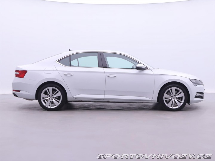 Škoda Superb 2,0 TSI 206kW 1Maj. CZ se 2022