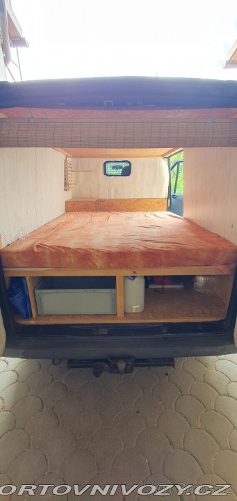 Ford Ostatní modely Transit 2,2 L1H1 s vestavbou na 2012