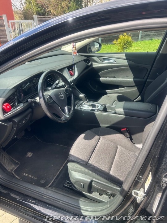 Opel Ostatní modely Insignia 1,6 2019