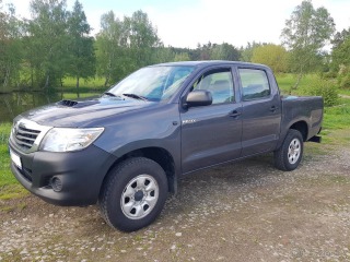 Toyota  Hilux