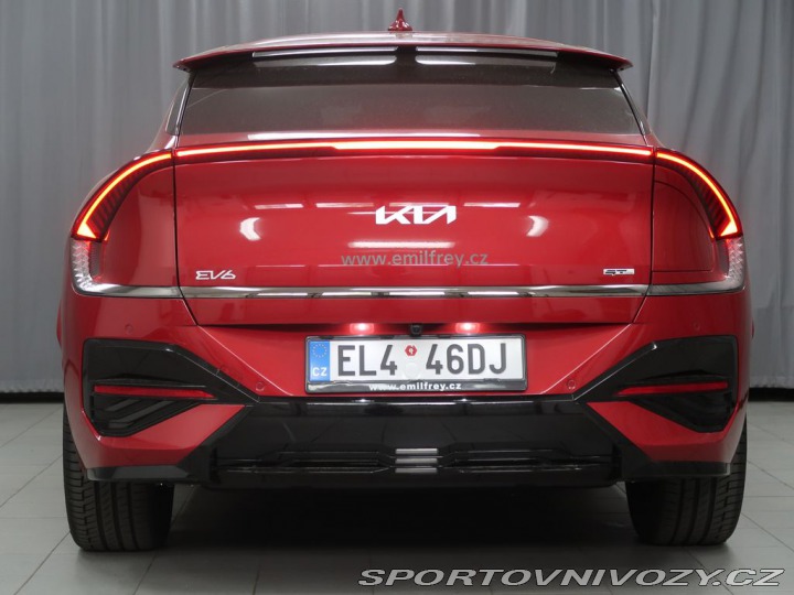 Kia EV6 GT-line - K odběru od 11/ 2025